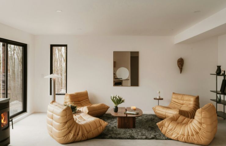 poltrone in pelle nel soggiorno