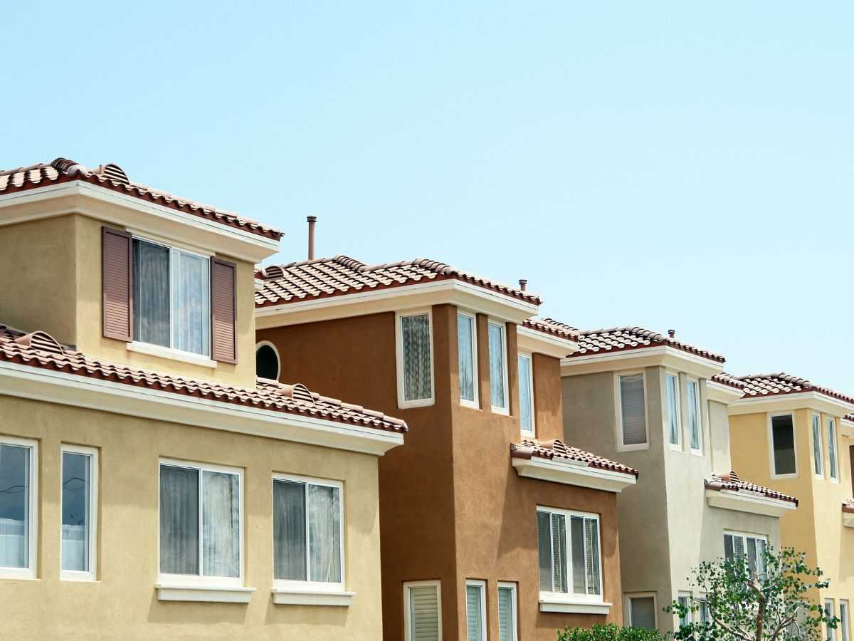 Cambiano le regole in condominio: tegola per inquilini e proprietari