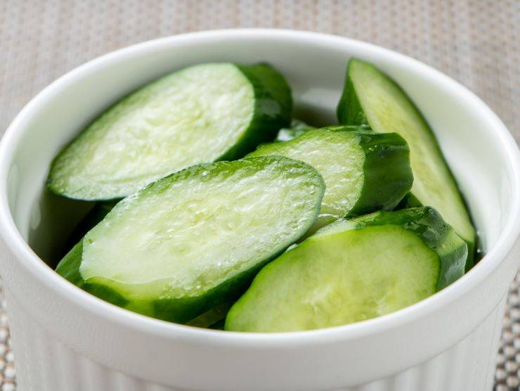 ciotolina con cetriolo