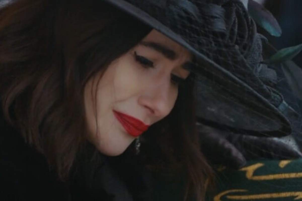 scena Forbidden Fruit Sahika piange